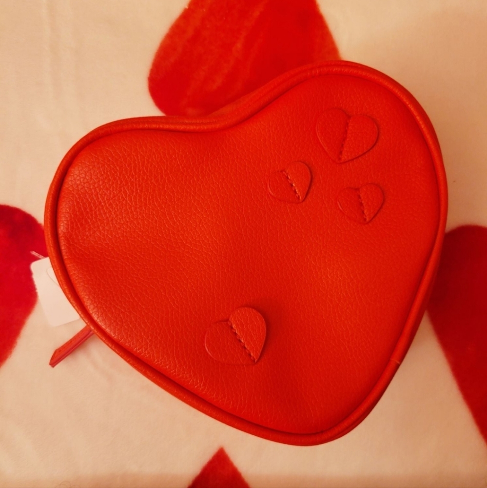 Bath and Body Works Red Heart Cosmetic Bag